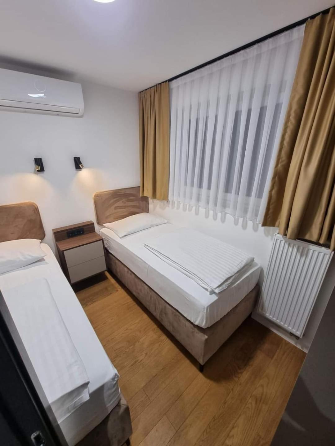 דירות Osijek Luxury Center - Self Check In, Free Private Parking, Ulica Ivana Gundulica 82 מראה חיצוני תמונה