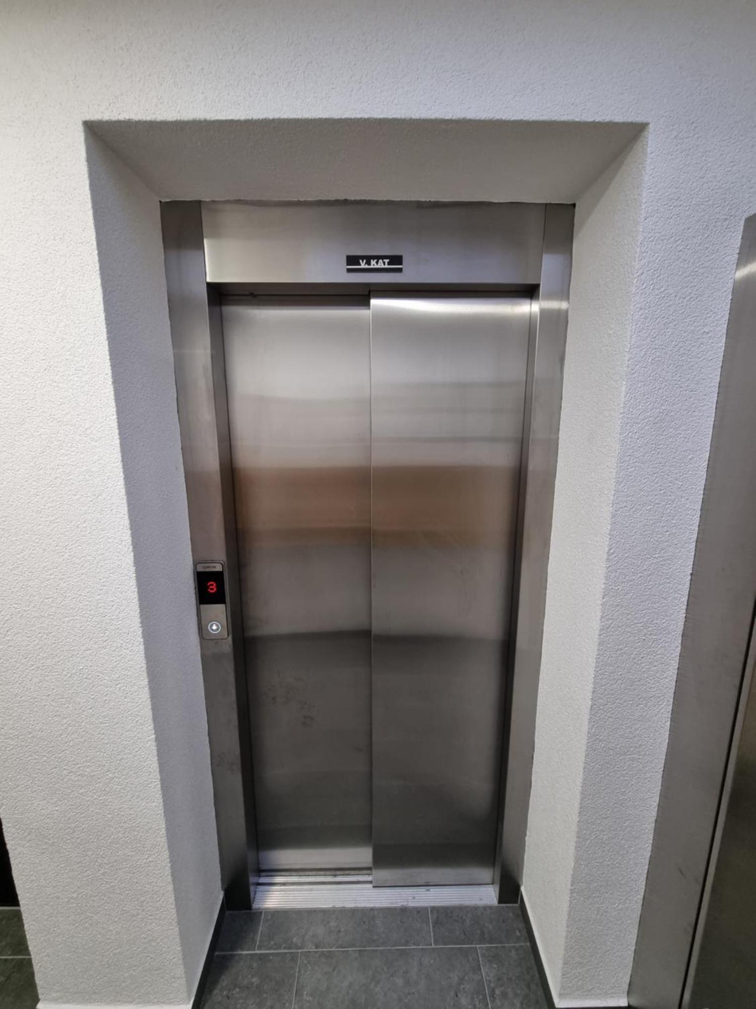דירות Osijek Luxury Center - Self Check In, Free Private Parking, Ulica Ivana Gundulica 82 מראה חיצוני תמונה