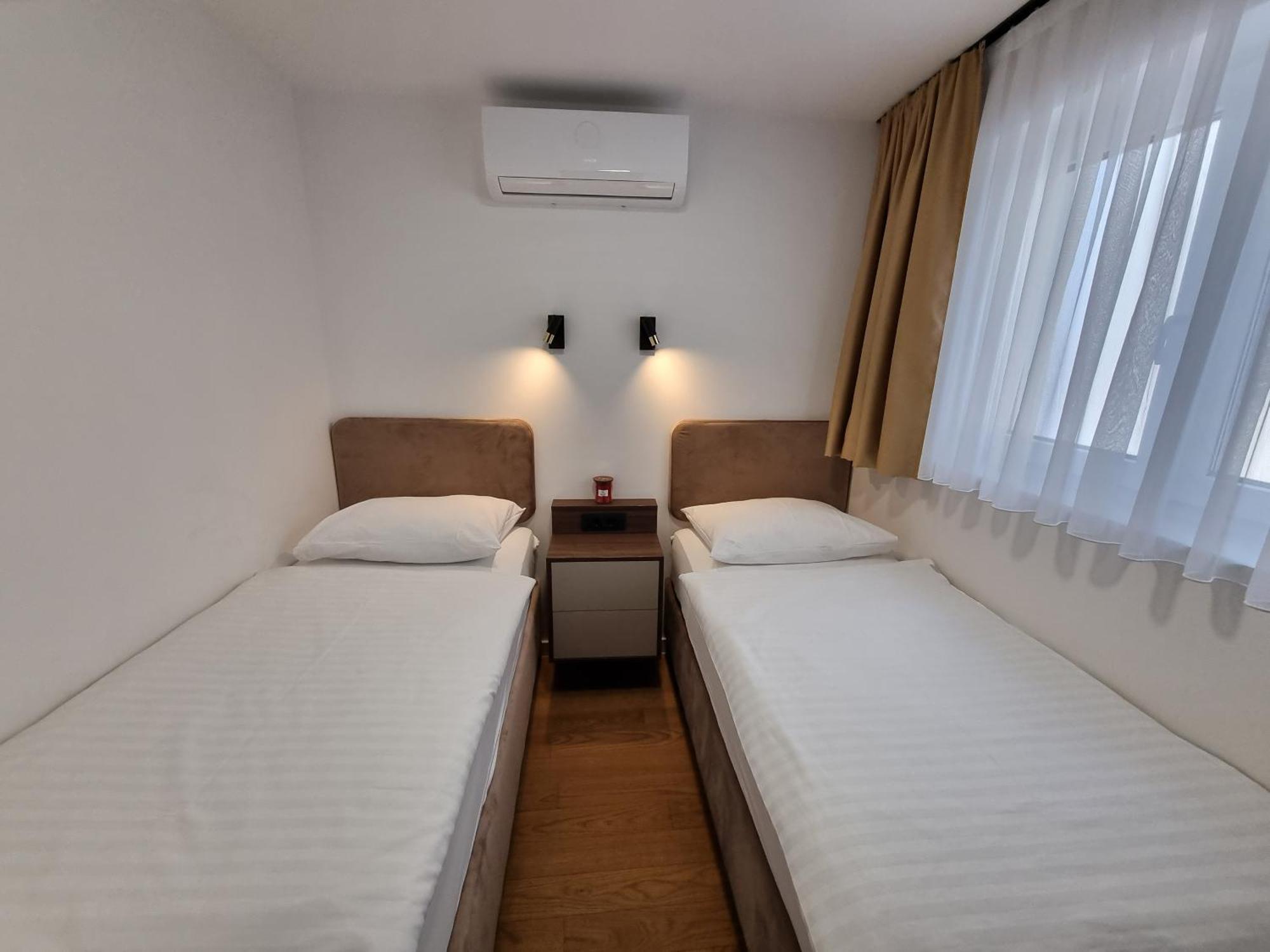 דירות Osijek Luxury Center - Self Check In, Free Private Parking, Ulica Ivana Gundulica 82 מראה חיצוני תמונה